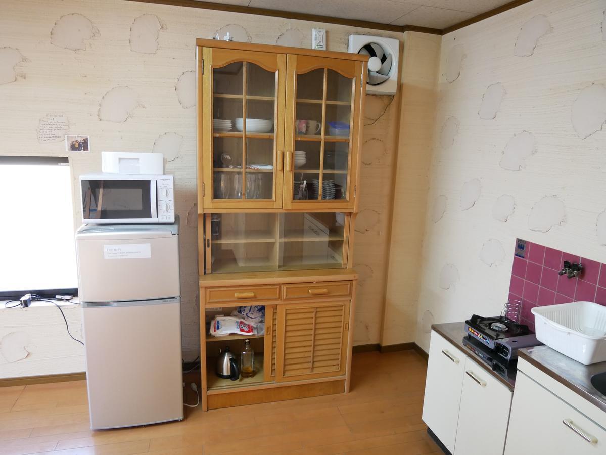 Guest House Twenty-Seven 27 โอซาก้า ภายนอก รูปภาพ